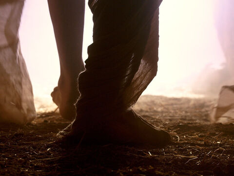 Lazarus Walking out the tomb.jpg